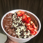 Super Marmitex de Açaí + 4 complementos - Tamanho do Marmitex: M 500ml Escolha os complementos abaixo: