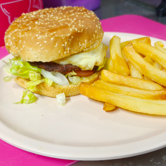 Hamburguesa Tradicional + Papas Gajo