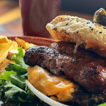 Burguer Argentina + Papas Porcion + Agua Sabor