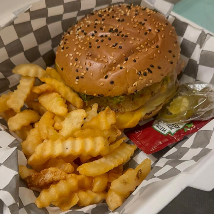 Mega Burguer Don Gato Combo