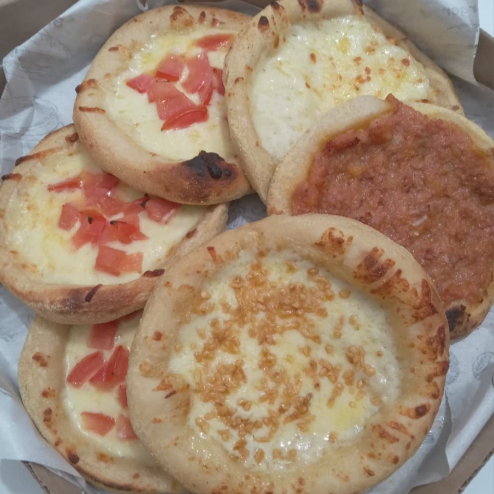 Favor escolher os sabores via chat . Obrigado