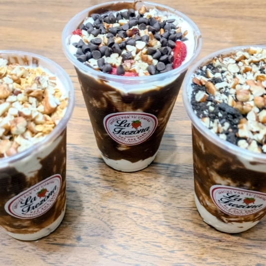 Congelada 14oz NUTELLA, Granola y Chispas