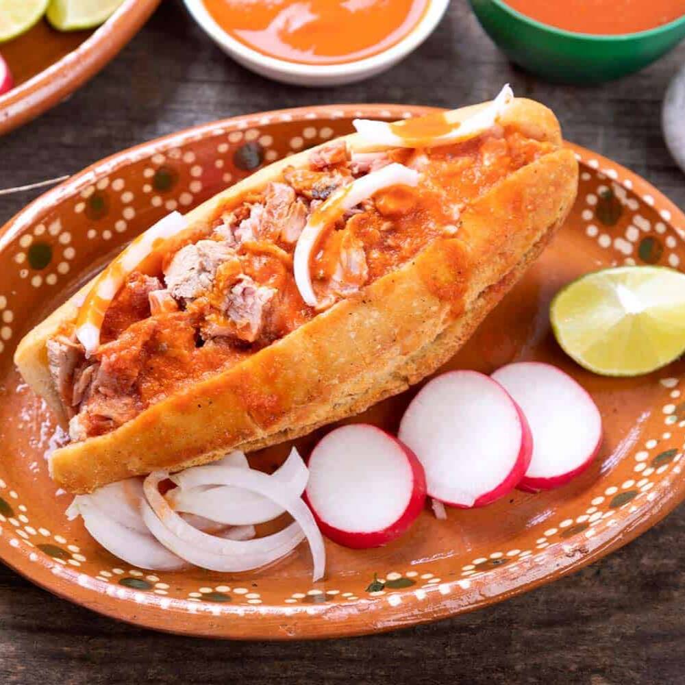 Torta Ahogada de Carnitas