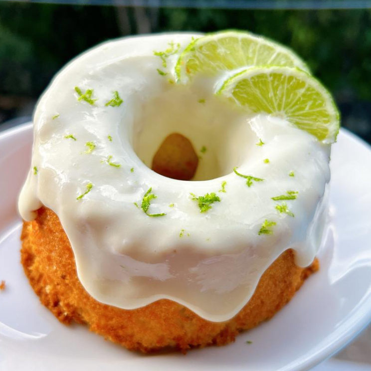 A dose perfeita de doçura para o seu dia. Nosso Vulcão une a leveza do bolo caseiro com uma quantidade exagerada de cobertura artesanal.