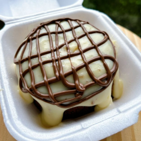 A dose perfeita de doçura para o seu dia. Nosso Mini Vulcão une a leveza do bolo caseiro com uma quantidade exagerada de cobertura artesanal.