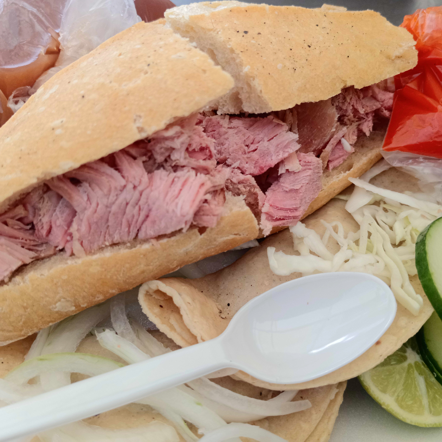 TORTA AHOGADA y taco