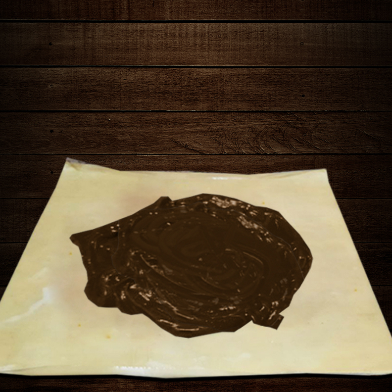 Este não é apenas um pastel comum, mas uma verdadeira explosão de sabores. O recheio é feito com o mais puro chocolate, cuidadosamente misturado com avelãs selecionadas, proporcionando uma combinação irresistível. Cada mordida neste deleite adocicado é uma celebração ao paladar. Venha experimentar essa maravilhosa criação doce!