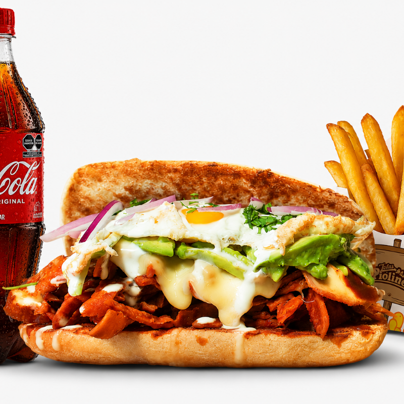 Torta de Chilaquiles Rojos
