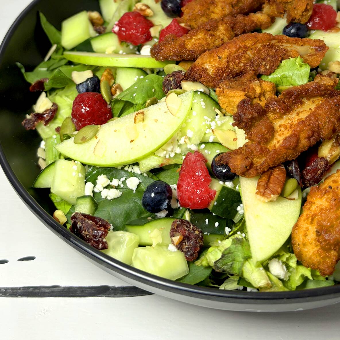 Ensalada Frutos Rojos y Manzana