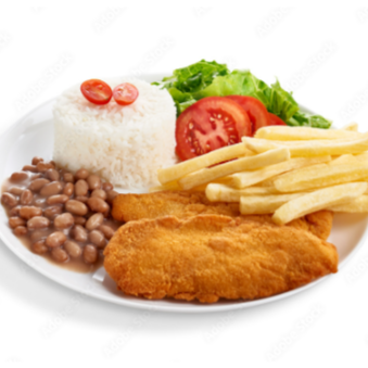 File de Frango empanado com fritas e Salada. Acompanha arroz, feijão e farofa