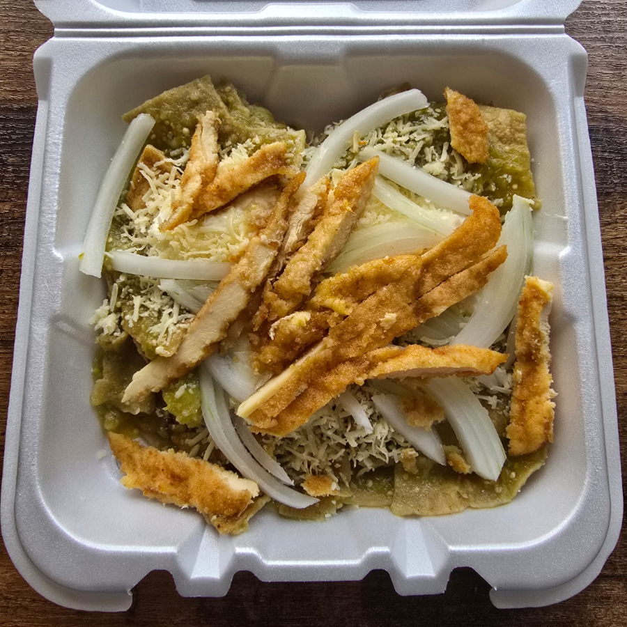 Chilaquiles con Milanesa