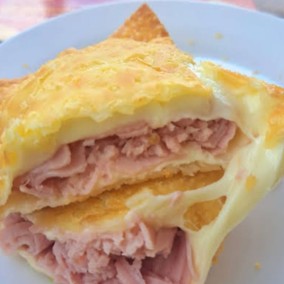 Presunto e queijo juntinhos, do jeitinho caseiro