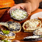 Sopes de Frijoles