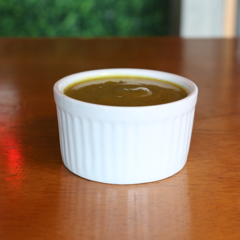 Molho À Base De Mostarda E Mel. Excelente Harmonização Com Cortes De Frango, Linguiça E Saladas.