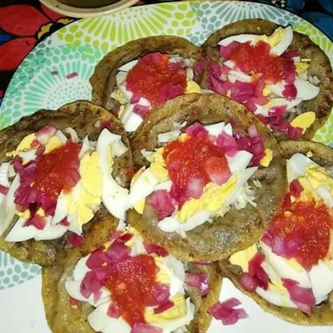 PANUCHO DE HUEVO