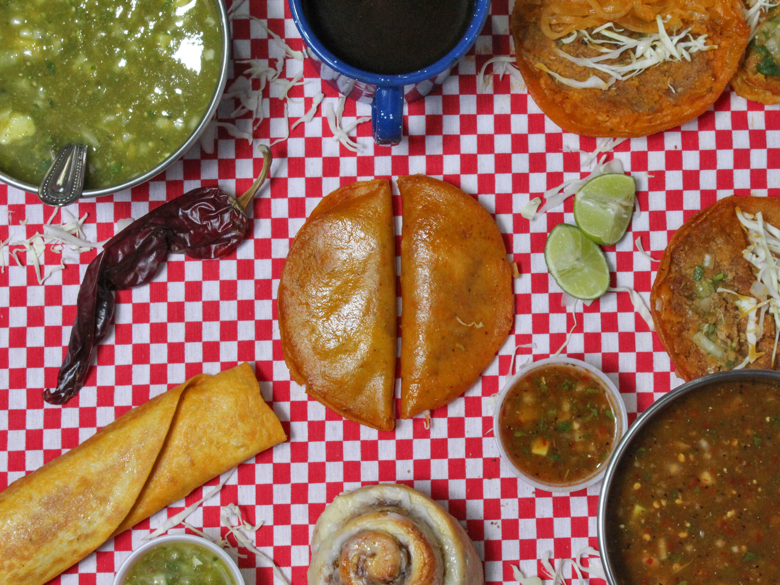 " TACOS MADEROS " tacos de canasta estilo D.F.