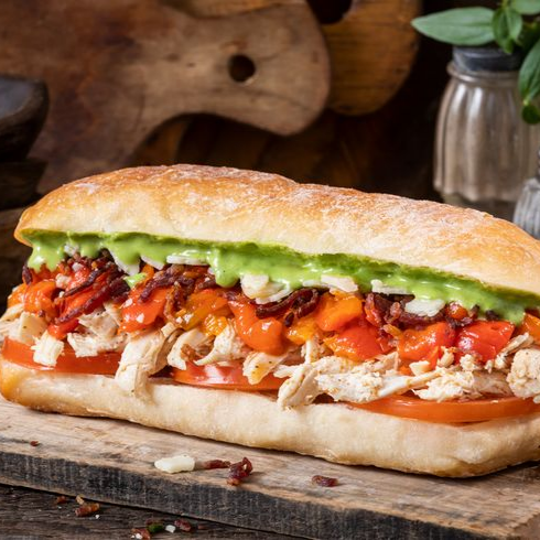 Sándwich Club de Pollo Barbacoa