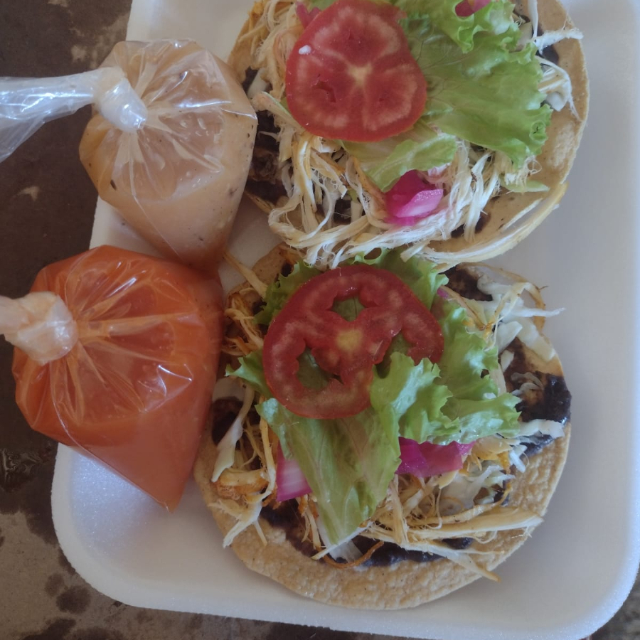 Tostada Pollo
