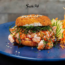 Arroz empanado na panko frito ,recheado com camarao e creme cheese e alface
foto ilustrativa