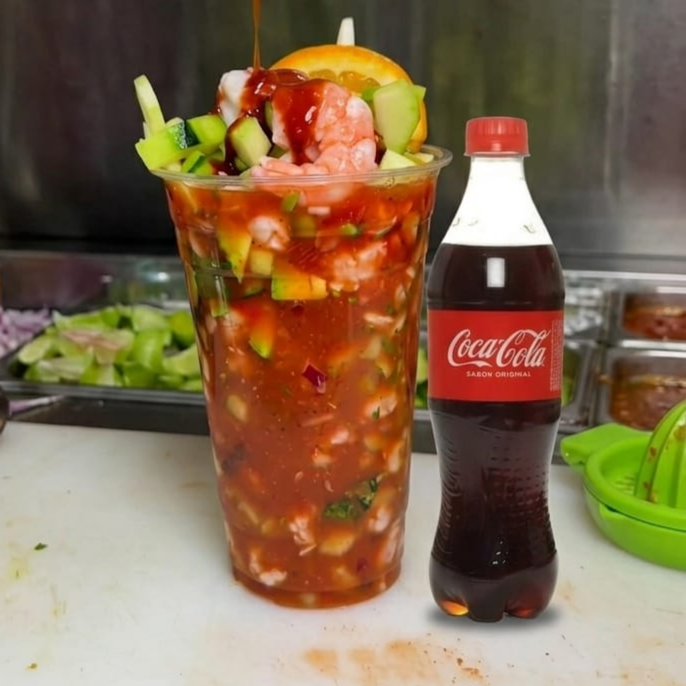 COCTEL DE CAMARON LITRO + COCA COLA 600