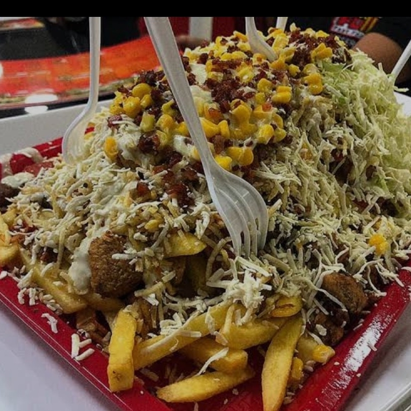 Combo 2x1 Salchipapa Costeña
