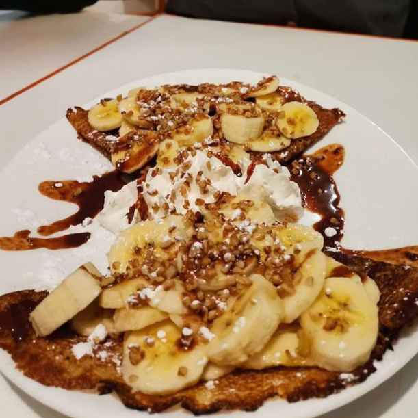 Nutella con Plátano y Nuez