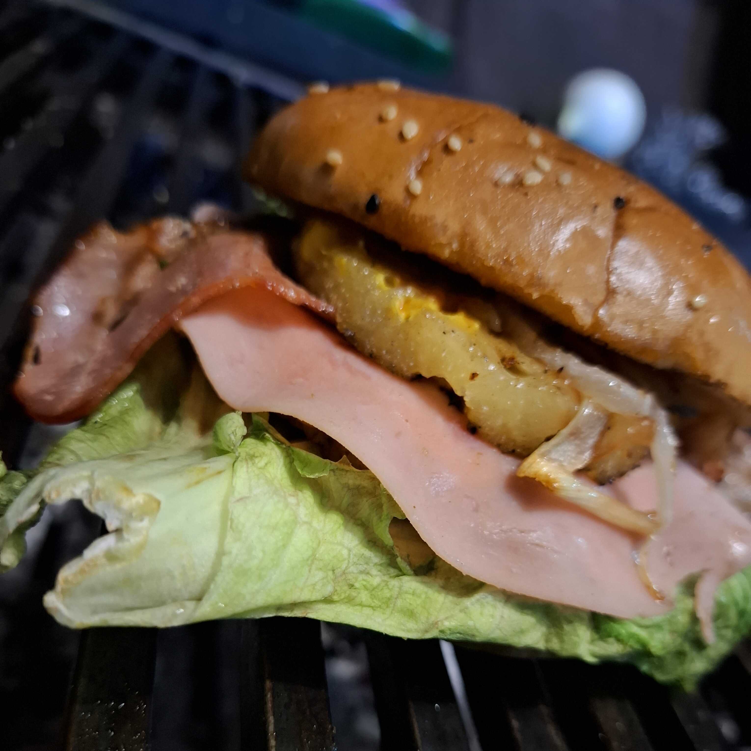 HAMBURGUESA HAWAIANA