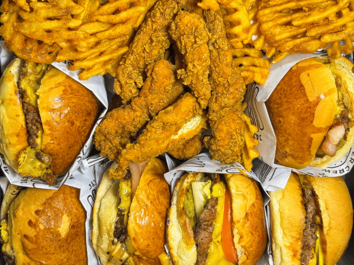 J&J Burger Crew (Suc. Residencial Lincoln)