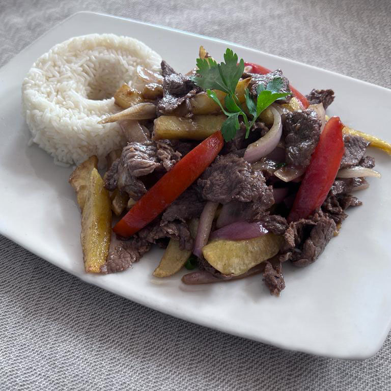 Lomo Saltado