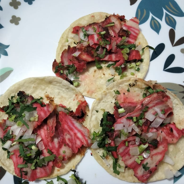 Tacos de Trompo con Queso