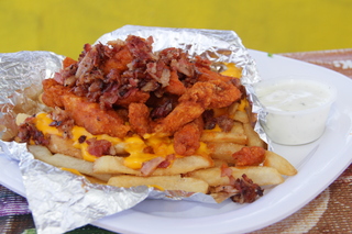 PAPAS + BONELESS