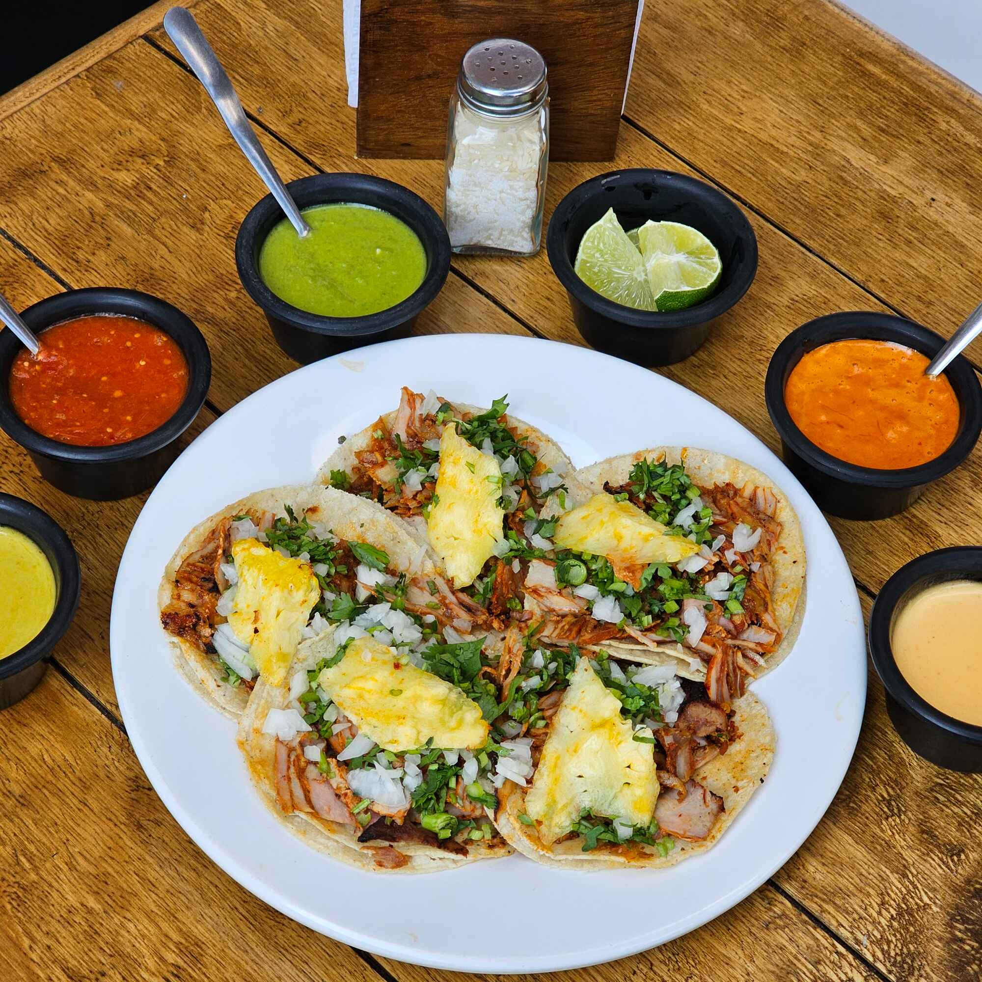 Orden de 5 Tacos de Pastor