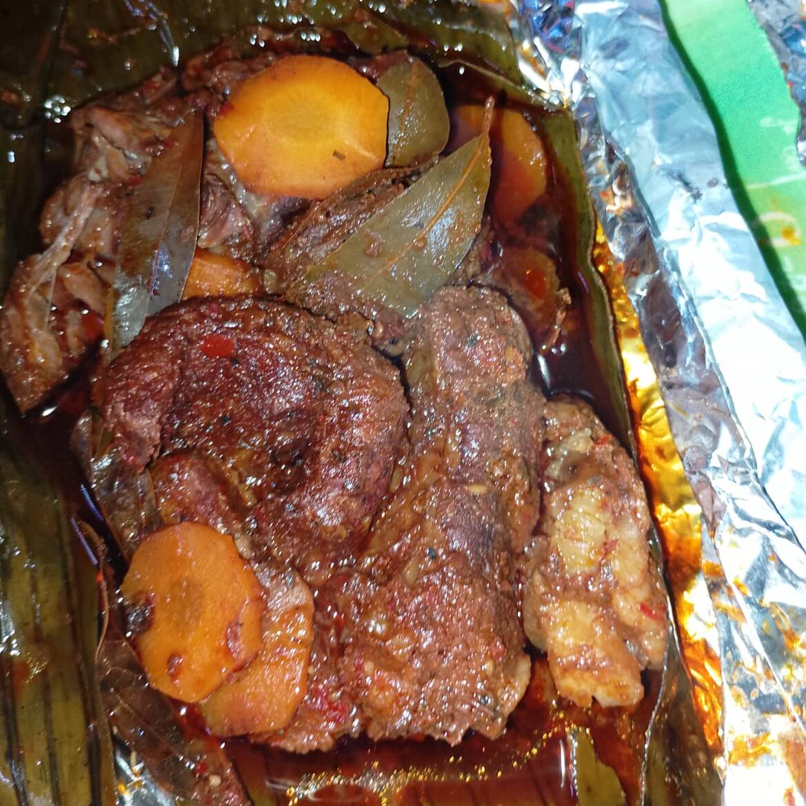 Barbacoa de res y puerco en pucauas