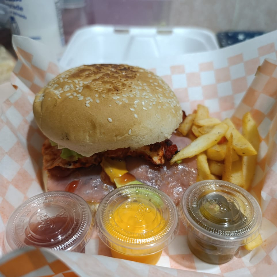 Hamburguesa con Papas
