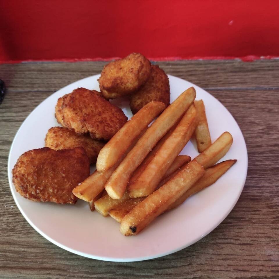 NUGGETS C/PAPAS