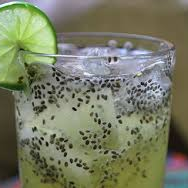 UN LITRO DE LIMONADA CON CHIA