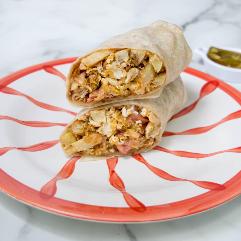 Burrito de huevo con salchicha