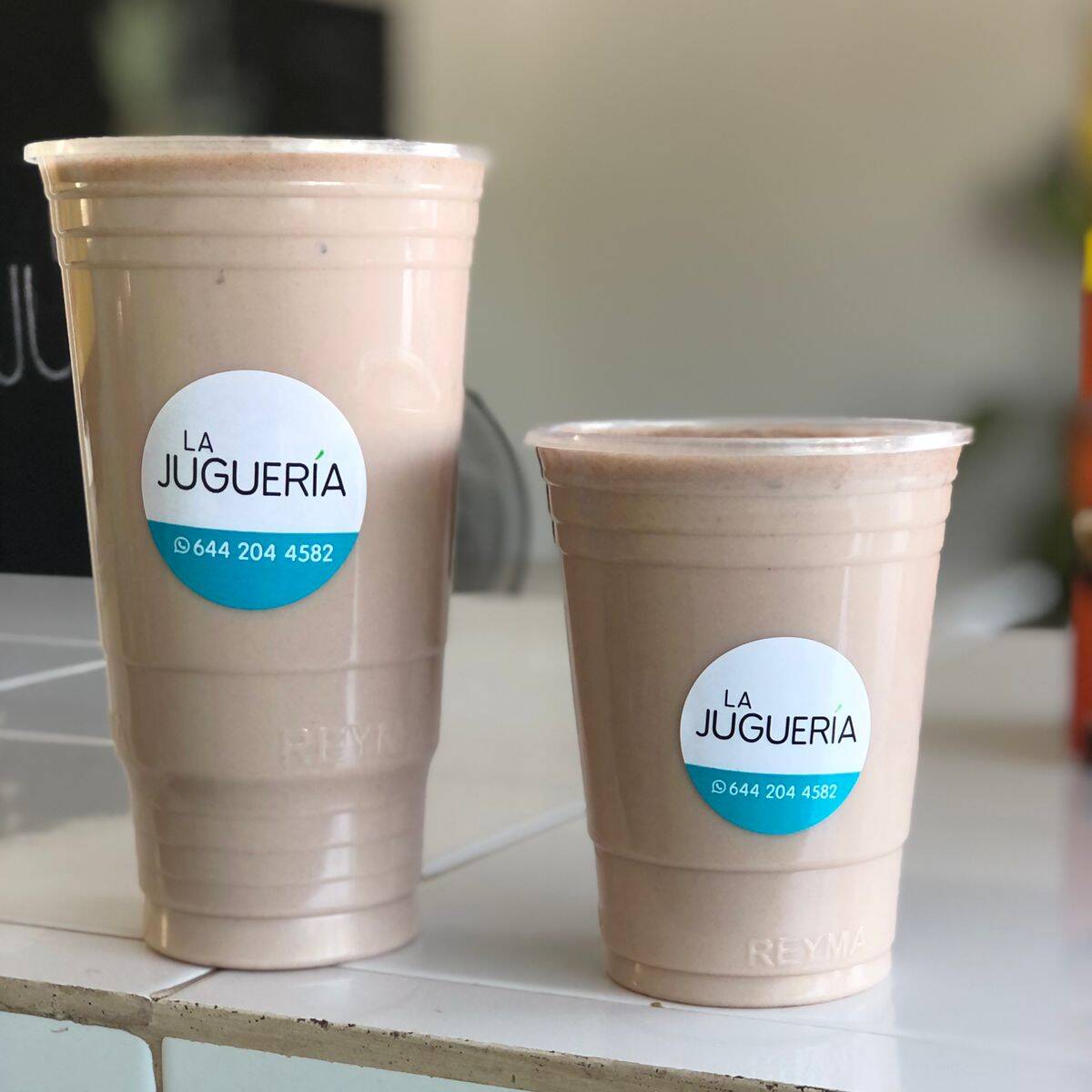 Licuado de Chocomilk Con Plátano