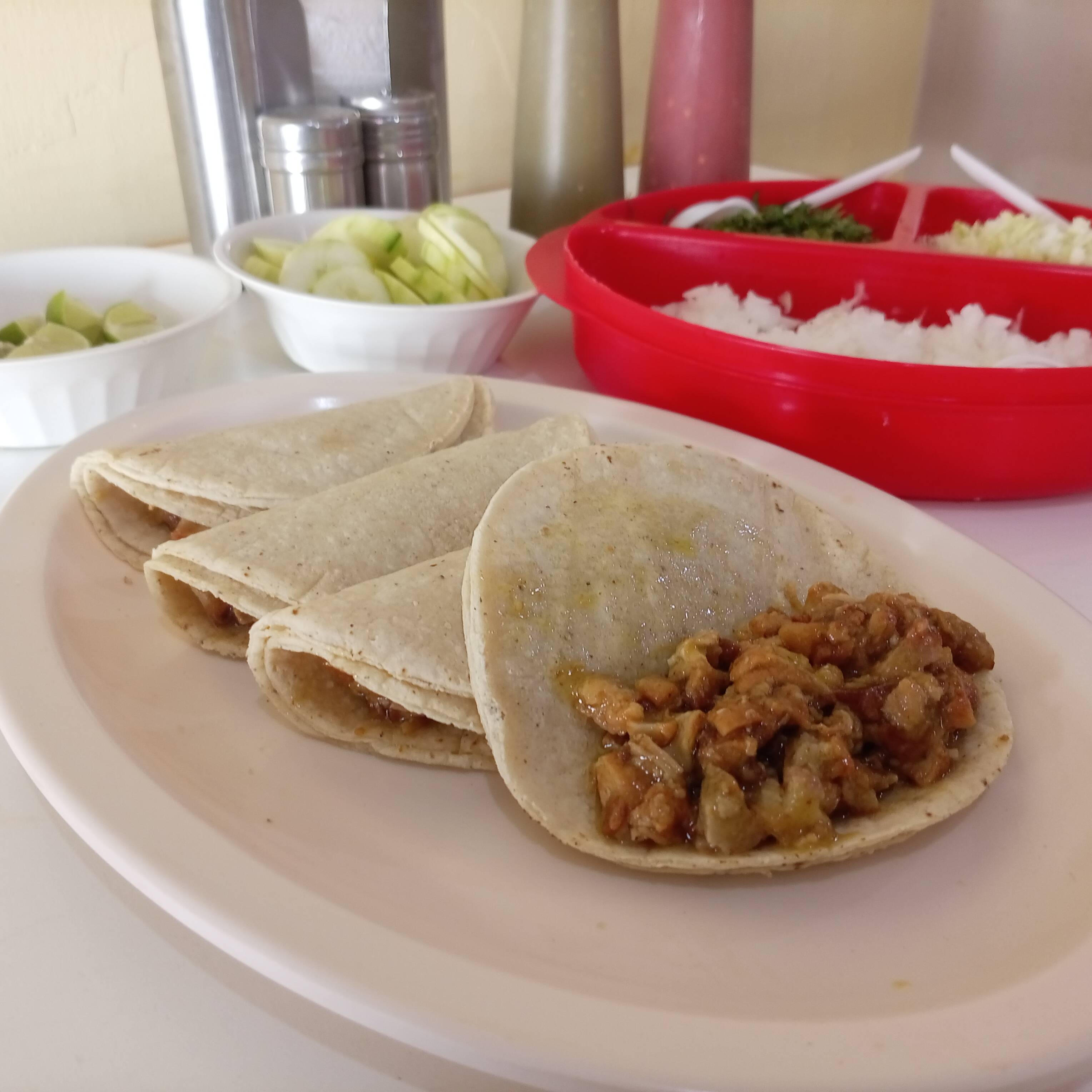 Taco de Chicharrón en Salsa Verde