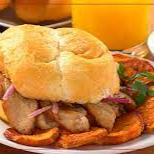 Pan con Chicharrón