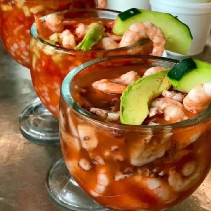 CÓCTEL DE CAMARÓN Y PULPO