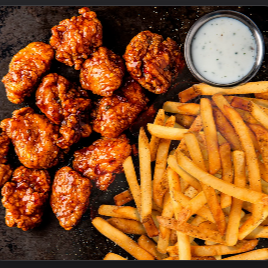 KILO DE BONELESS + 600GRS DE PAPAS FRITAS