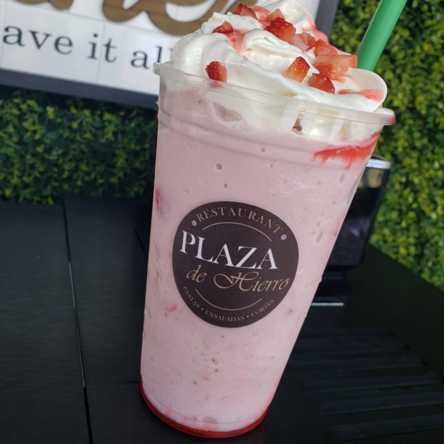 Frappe Strawberry