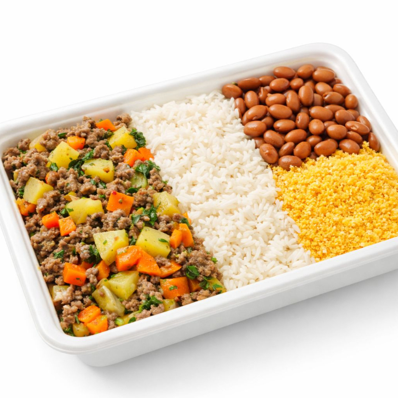 Marmita completa e bem servida, preparada no padrão ideal para o dia a dia. Deliciosa carne moída refogada com batata e cenoura em cubos, temperada na medida certa e finalizada com cheiro-verde fresco, garantindo sabor e suculência. Acompanha arroz branco soltinho, feijão cozido no ponto certo e farofa dourada, trazendo equilíbrio perfeito entre sabor e textura aprox 500g