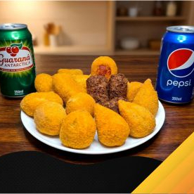 Monte de seu jeito, cada salgado pesa em média 30 gramas: Coxinha de Frango, Quibe, Bolinha de Queijo, Bolinho de Queijo com Milho e Alho Frito, Travesseirinho de Pizza, Enroladinho de Salsicha, Mini Pastel de vários sabores! E Refri lata!