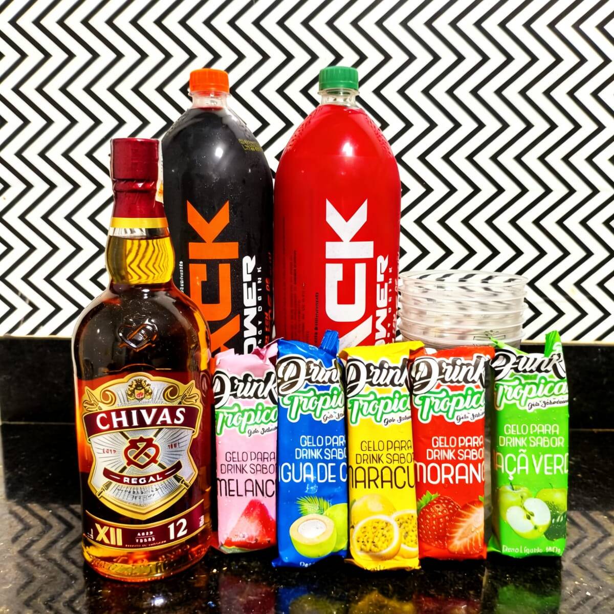 Combo Chivas Regal – Bem Gelado E Mais Vantagem! ️
Leve mais sem pagar mais!
1x Whisky Chivas Regal – 1 Litro 100% Original (bem gelado)
2x Garrafas de Energético – 2l cada (1 a mais que a concorrência!)
5x Gelos saborizados – 200ml cada (sabores variados, total: 1l)
5x Copos descartáveis grandes – 770ml cada
Você leva 1 energético a mais do que no combo do concorrente!
️ Tudo bem gelado e pronto para beber!
Ideal para festas, encontros ou presentear com estilo!