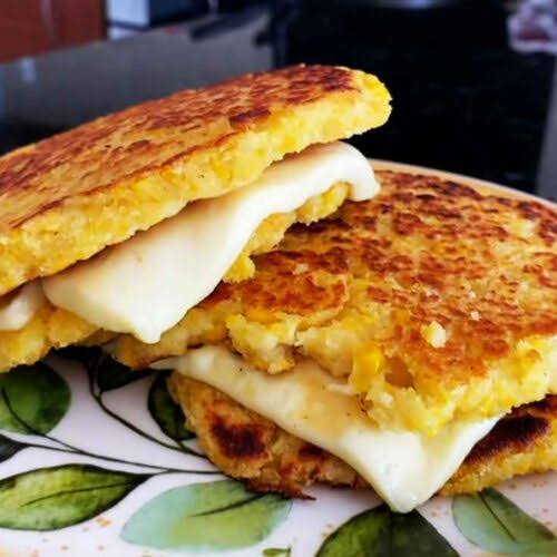 Arepa de Choclo o de Maíz