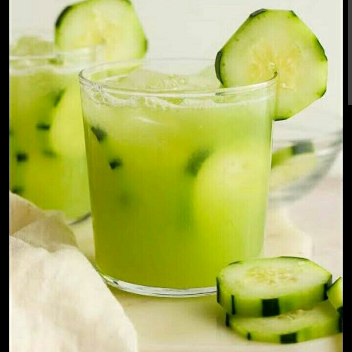 Agua de Pepino con Miel