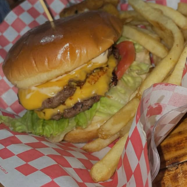 Hamburguesa Americana doble "Estilo in n out"