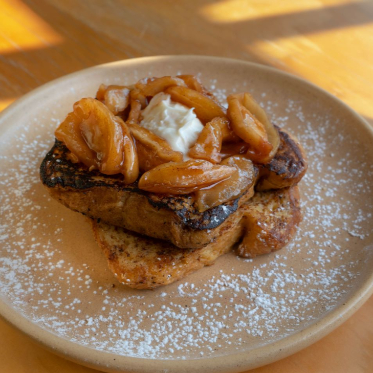 Pan francés manzana canela